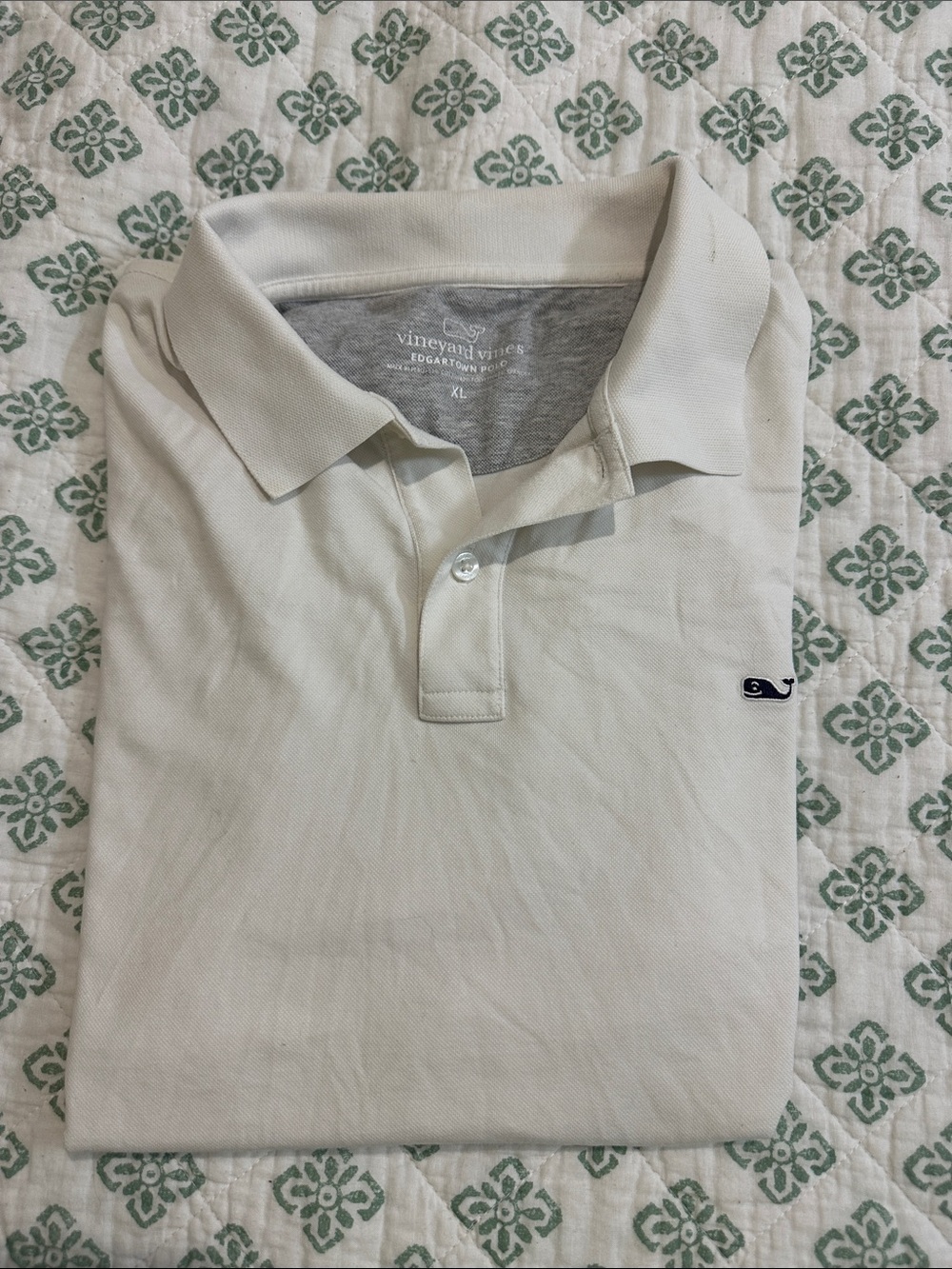 Vineyard Vines Men’s Polo Shirt - Off-White with Navy Whale